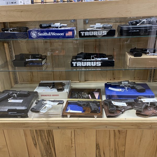 firearms display case retail shop