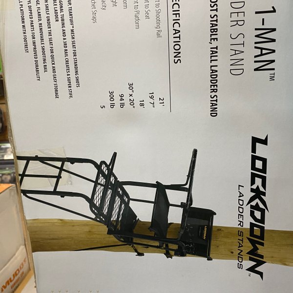 ladder stand with basket